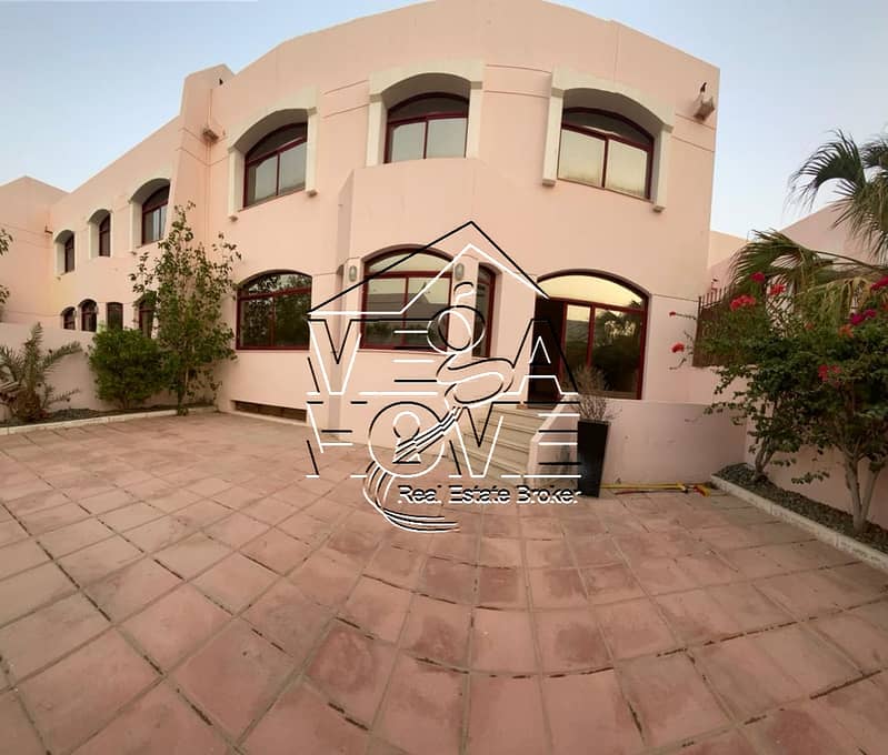 6-bedroom villa in Al Bateen