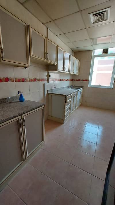 فلیٹ 1 غرفة نوم للايجار في مصفح، أبوظبي - شقة في مصفح 1 غرف 36000 درهم - 5951925