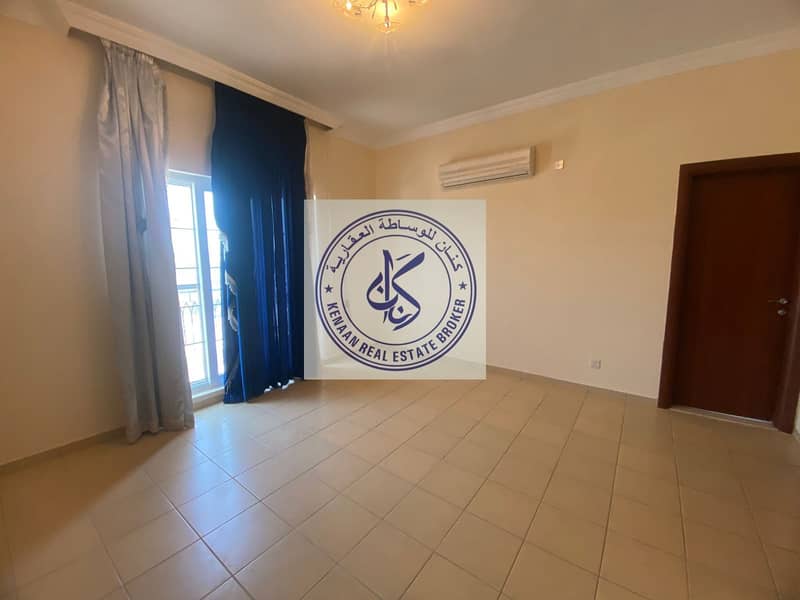 Kinan Real Estate Brokerage offers you a two-storey villa in Oud Al Muteena, six master rooms, a hall, a Majlis, a maid\'
