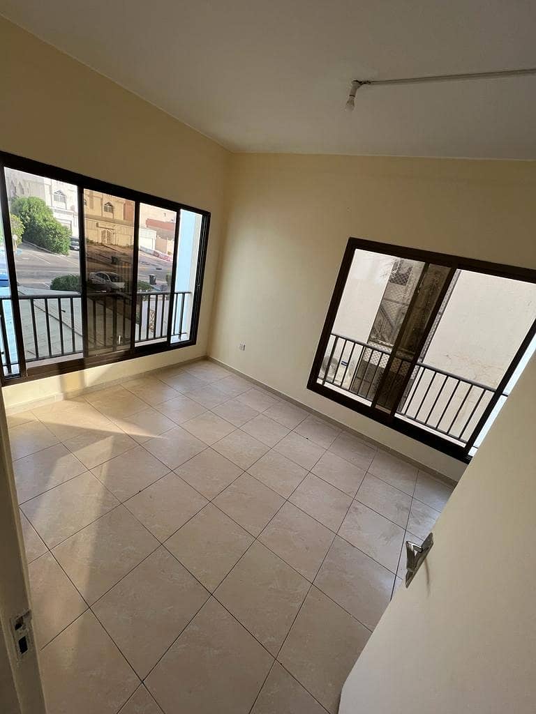 Very Clean Studio in Al Khalidiyah |Well-Maintained | Monthly or Yearly  payment | Free water electricity & maintenance
