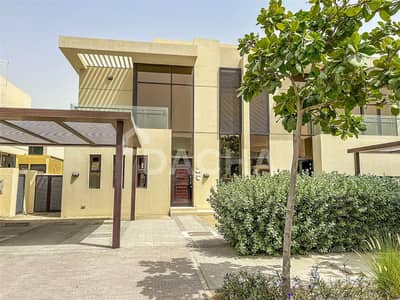 3 Bedroom Villa for Sale in DAMAC Hills, Dubai - BEST DEAL / Vacant / Next to Park