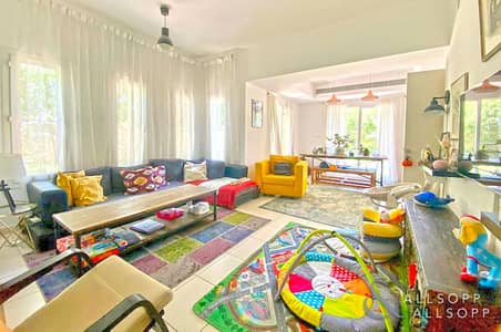 3 Bedroom Villa for Rent in The Springs, Dubai - Good Condition | Corner Plot | Springs 5