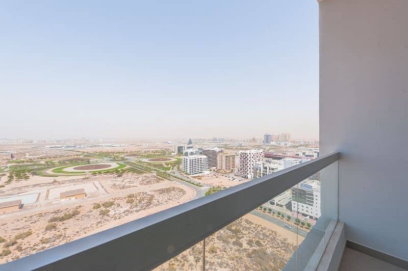 Stunning 1 BHK with Balcony | Chiller FREE! | Pool, Gym, Kids Play Area | Dubai Silicon Oasis