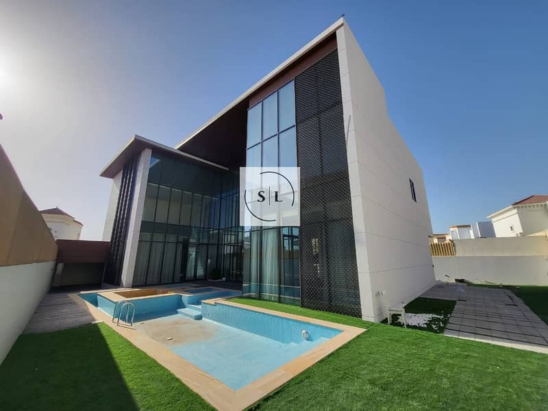 Luxury 5 Bedroom Villa + Swimming pool