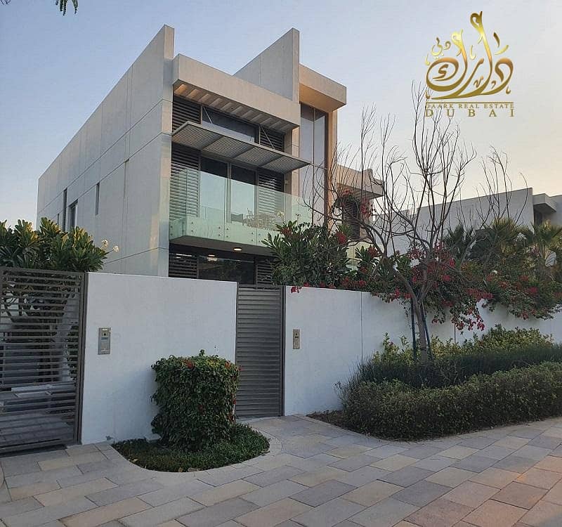 Villa District One, Mohammed Bin Rashid City, Dubai