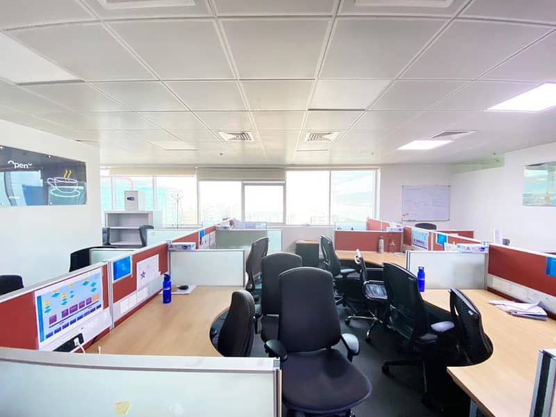 Офис в Дубай Силикон Оазис，IT Плаза, 130000 AED - 5958952