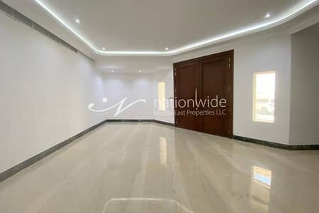 8 Bedroom Villa for Sale in Khalifa City A, Abu Dhabi - One of a kind Family Home w/ Elegant Finishing