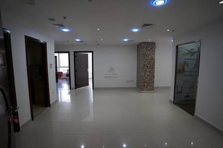 Office for Rent in Al Qasba, Sharjah - Deluxe Office for Rent - Free Chiller / Parking - 1 Month Free no comm