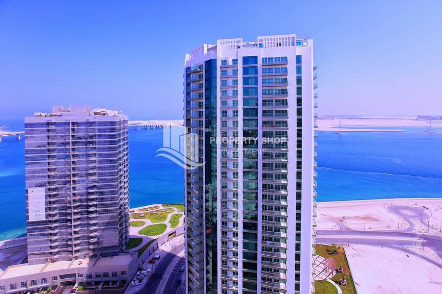 Ready To Move| Fantastic Sea View| Modern Amenities