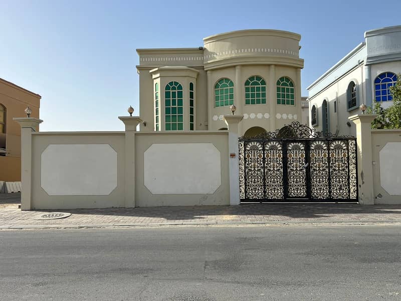 FULLY FURNISHED 5 BEDROOM COMMERCIAL VILLA  IN AL MOWAIHAT 1 IN JUST 80K ONLY
