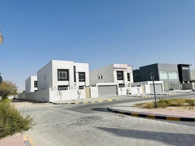 4 Bedroom Villa for Sale in Al Jurf, Ajman - RESIDENTIAL / COMMERCIAL VILLA / READY TO MOVE /