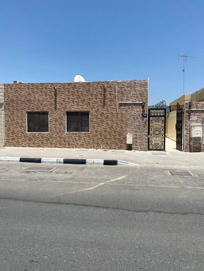For sale house in Al Shahba area / Sharjah