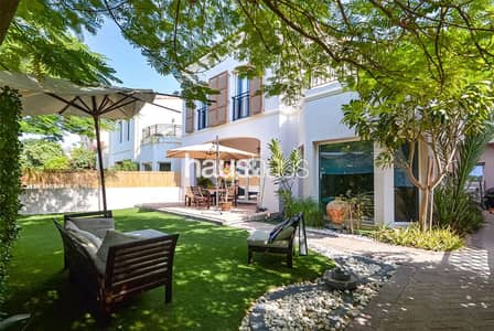 4 Bedroom Villa for Sale in Motor City, Dubai - Exclusive | Vacant On Transfer | Park Backing