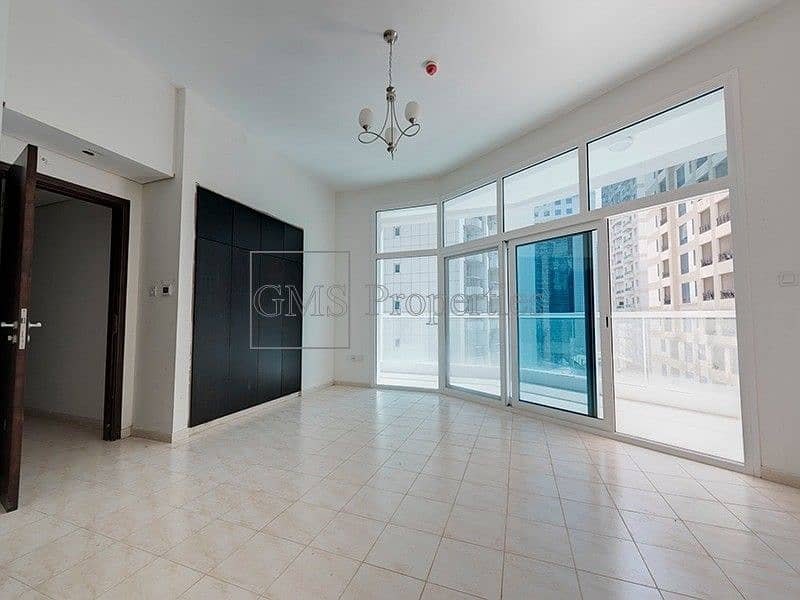 Bright apartment | Huge balcony | Al Fahad 2