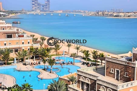 2 Bedroom Apartment for Sale in Palm Jumeirah, Dubai - Spectacular Sea View | Fully Furnished | Beach Front Apartment