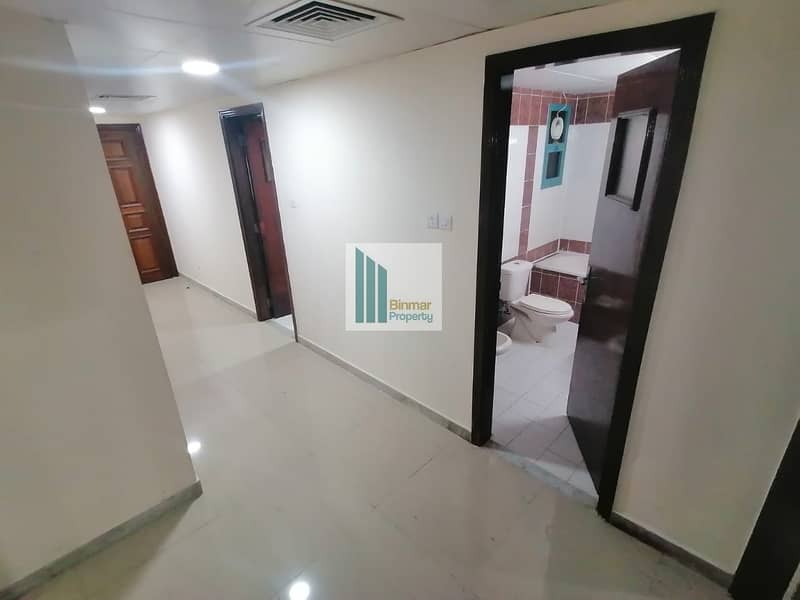 شقة في شارع الشيخ خليفة بن زايد 2 غرف 53000 درهم - 5926907
