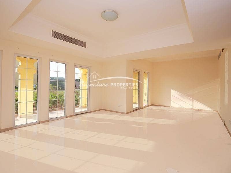 Ground floor 2 bedroom  villa 12 cheques