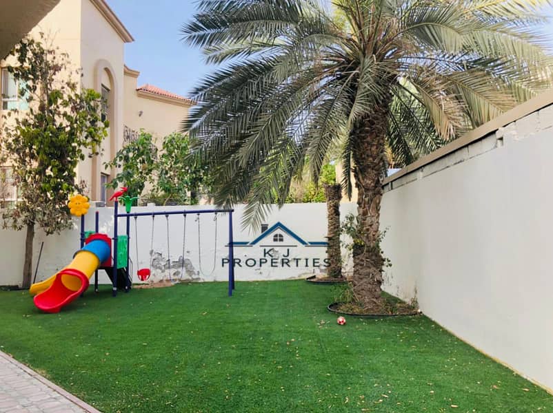 Luxurious Fully Furnished  4BED  Villa just  in Al Ramaqiya, Sharjah