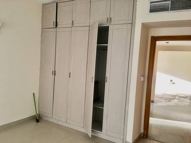 8 room wardrobes view