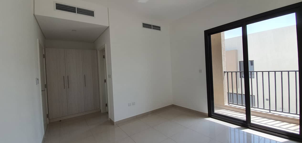 The most luxury huge 2bed/r+maids Townhouse 2000sqft, rent 55k in 4chqs in nasma residences