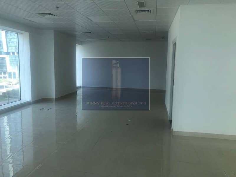 Spacious Fitted Office Near Metro With Partition
