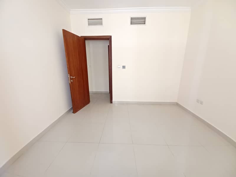 30 days free Spacious 3 bedroom 3washroom with balcony wardrobes free covered parking available for rent in Muwailih Commercial Sharjah