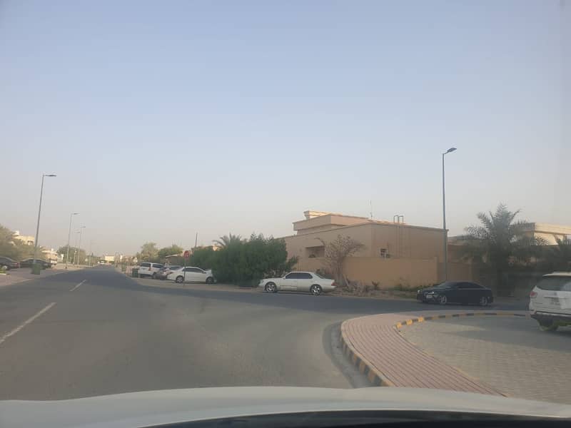 For sale a residential investment villa in Al Hamidiya on the street corner
