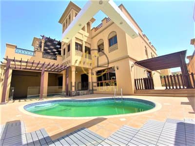 5 Bedroom Villa for Rent in Jumeirah, Dubai - PRIVATE POOL & GARDEN | 5BHK | CANAL VIEW