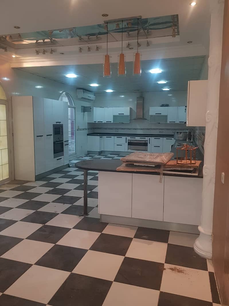 Villa for rent in Al Shahba area