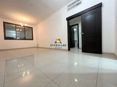 1 Bedroom Flat for Rent in Defence Street, Abu Dhabi - SPLENDID 1 BEDROOM APARTMENT AT CHEAP PRICE | NEAR LULU EXPRESS DEFENCE STREET