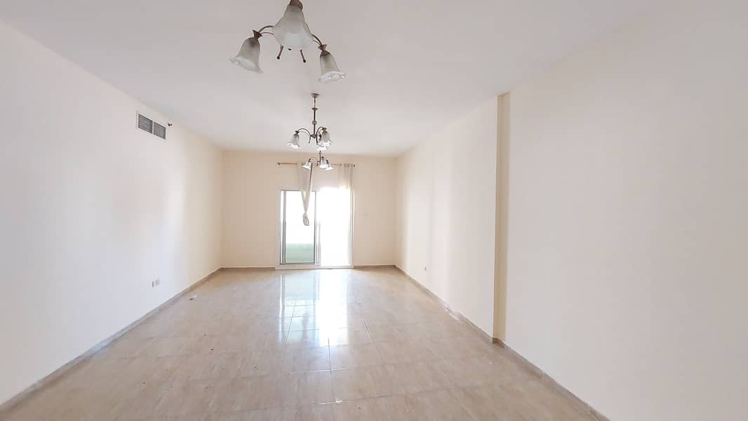 SPECIOUS 3BHK IN 45K 1MONTH FREE PARKING FREE