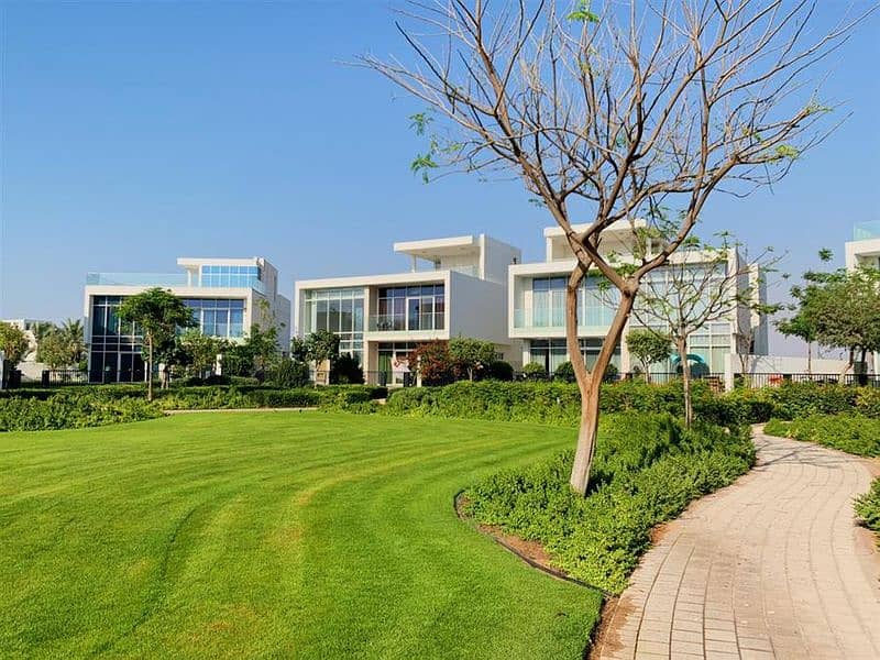 位于阿尔绍拉海滨郊区 4 卧室的别墅 1600000 AED - 5973467