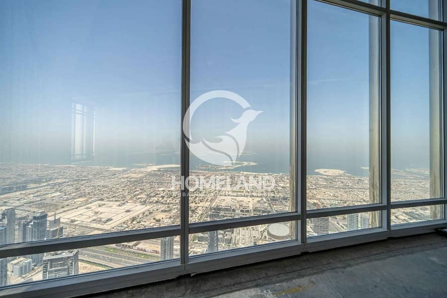 Tip of the Building | 10 Parkings | Full Floor Tip of the Building | 10 Parkings | Full Floor