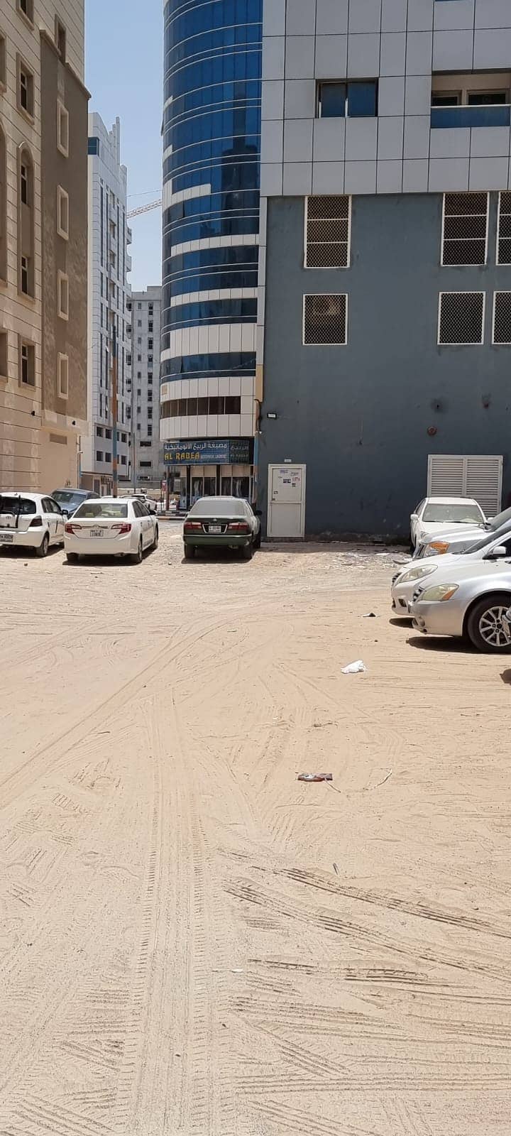 Distinctive residential and commercial land for sale in Al Hamidiyah 1 residential commercial G+8 area 6725 feet