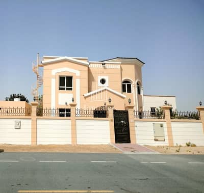 5 Bedroom Villa for Rent in Muhaisnah, Dubai - STAND ALONE 5 BHK VILLA IN PRIME RESIDENTIAL AREA!!!