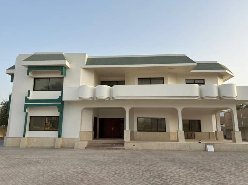 For rent a villa in Mushairif Ajman for citizens of the United Arab Emirates only