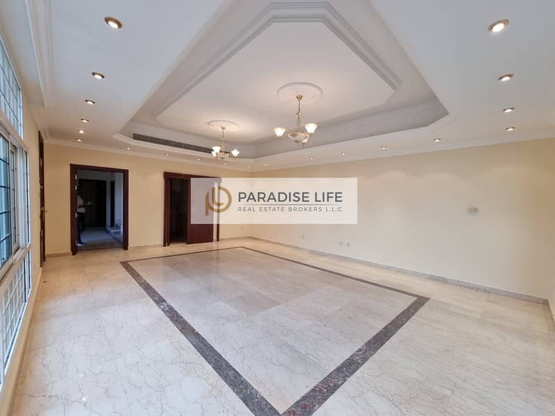 Independent 4 Bedroom Villa for Rent in Mirdif