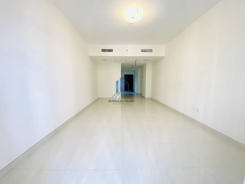 A Stunning Two-Bedrooms Apartment l Breath-taking View l Near to World Trade Centre Metro Station