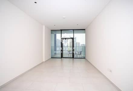 Studio for Rent in Business Bay, Dubai - Spacious Unit | Prime Location | High Floor