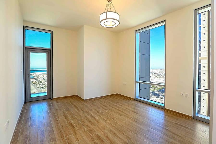 Very High Floor | Resale | Canal View