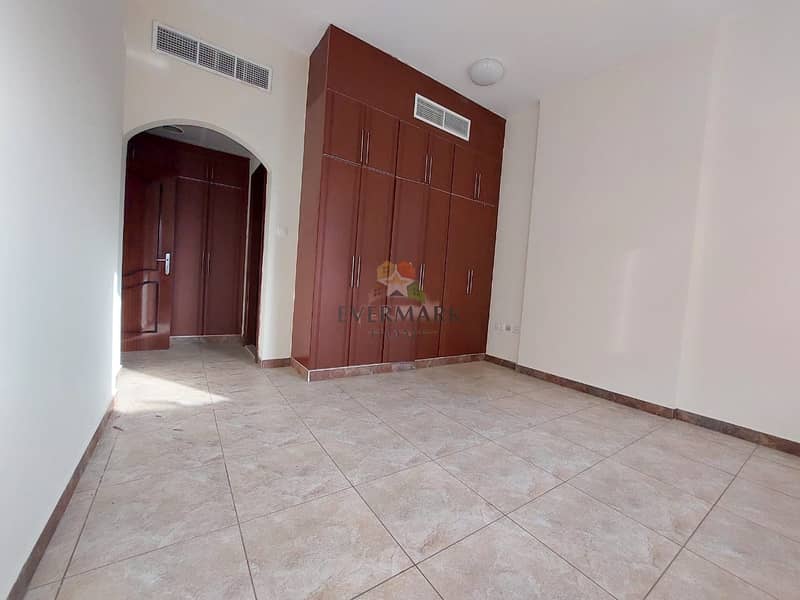 Квартира в Аль Нахьян, 2 cпальни, 55000 AED - 5984335