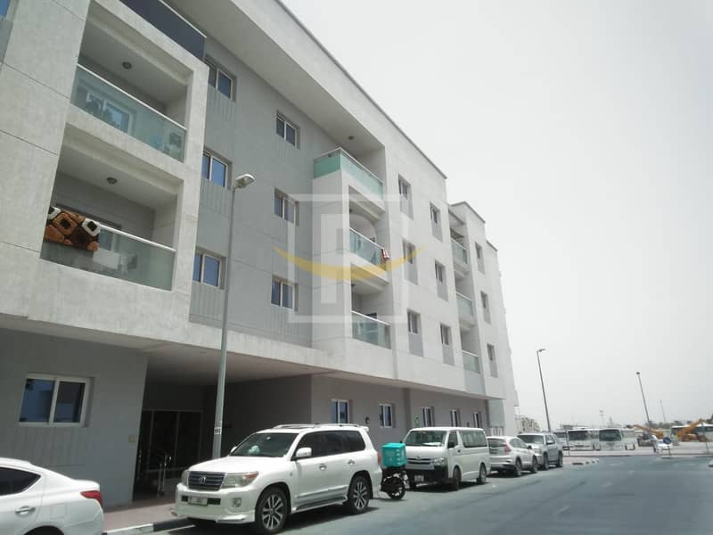 THE HUGE 3 BEDROOM APARMENT IN AL QUOZ 4 IN GOOD BUILDING | PSVIP