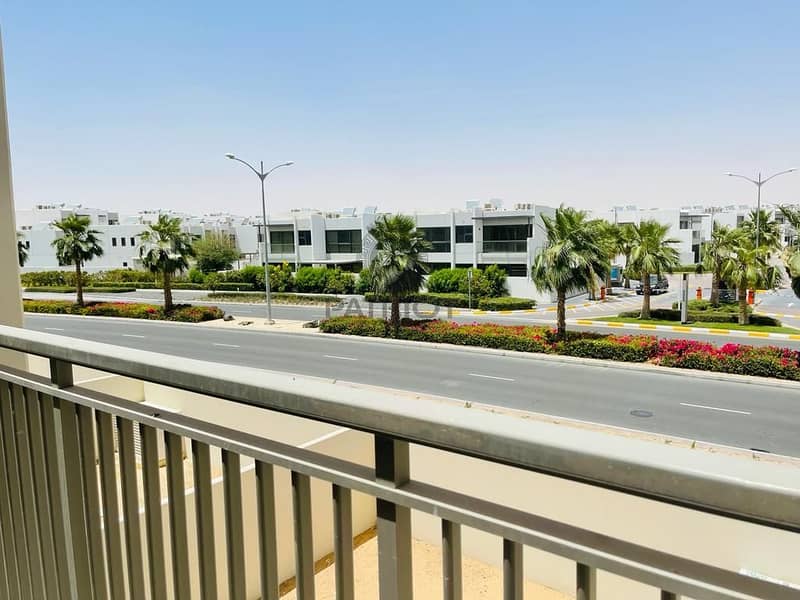 Brand new 3BR + Maid\'s room townhouse for sale at Damac Hills 2 (Single Row)