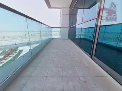 2 Bedroom Apartment for Rent in Dubai Science Park, Dubai - SPACIOUS APARTMENT | MAID ROOM | PRIME LOCATION