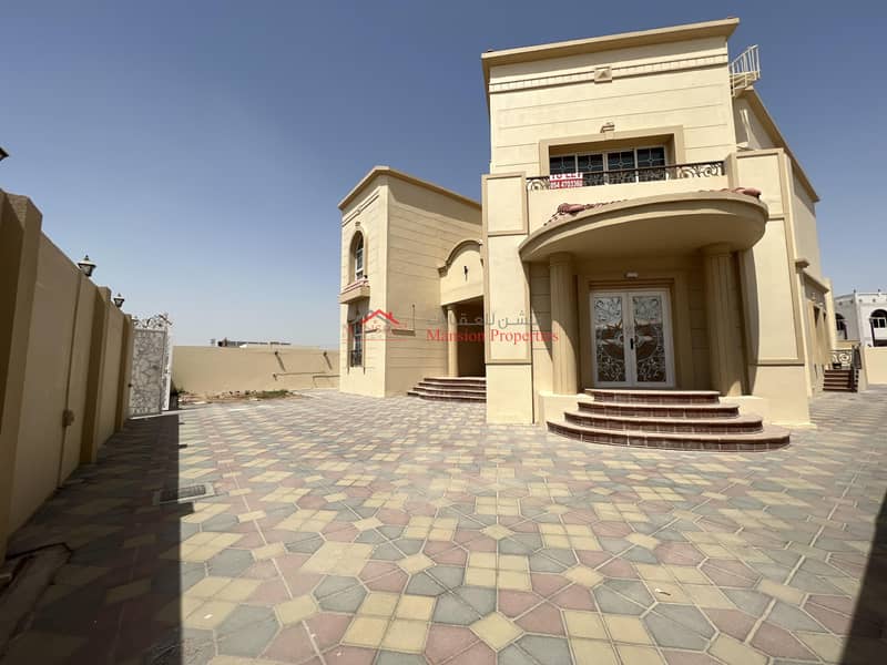 High Quality Fully independent 6 Bedroom all master with majlis