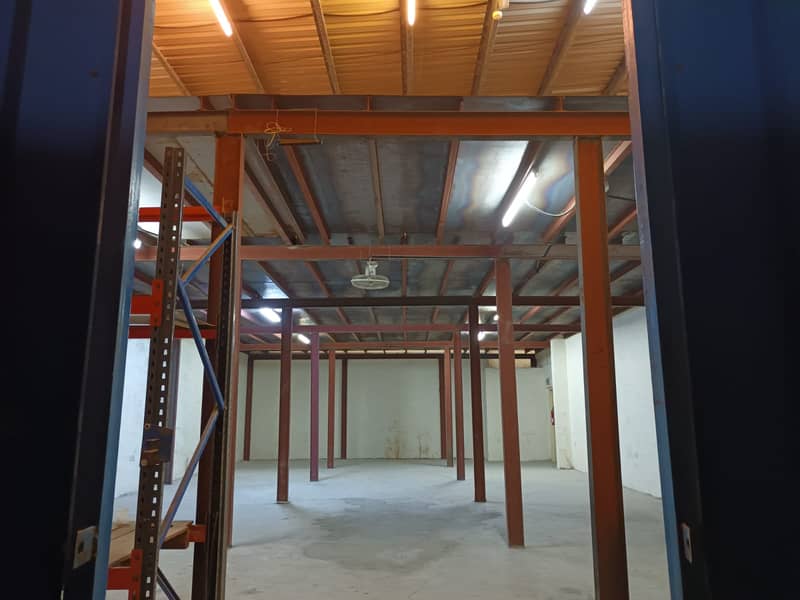 2500 sq ft warehouse for rent with mezzanine in Al jurf industrial area Ajman