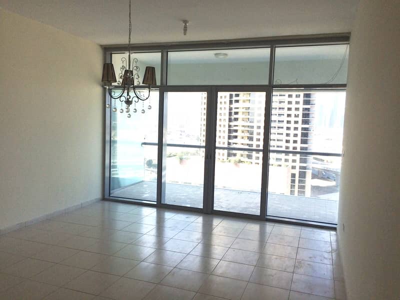 Canal Views, Spacious 1 BHK Apartment, To Let in Windsor Manor Tower, Business Bay