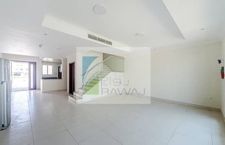 4 Bedroom Townhouse for Sale in Jumeirah Village Circle (JVC), Dubai - MODERN DESIGN 4 BEDROOM TOWNHOUSE + MAIDS ROOM |WITH ELEVATOR | VACANT ON TRANSFER