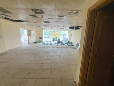 Showroom for Rent in Eastern Road, Abu Dhabi - 160 SQM Showroom for RENT | Spacious Open Layout | Ideal location for Business | Khalifa Park