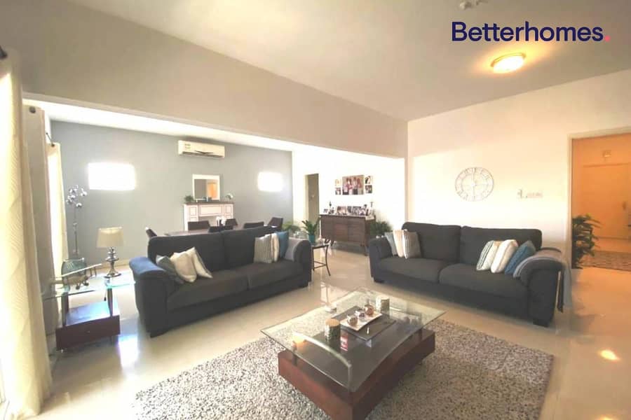 Reduced Price |Close to beach | 3 bedrooms Apartment | Jumeirah 1